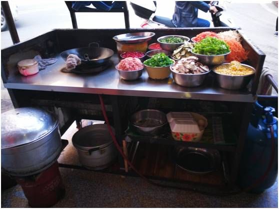 突擊回訪食品經(jīng)營(yíng)三期紅黑榜 餐飲店整改結(jié)果揭曉，哪些店吃得放心？